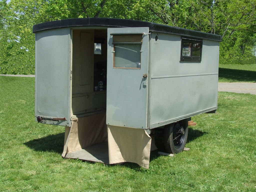 1929 Covered Wagon Trailer
