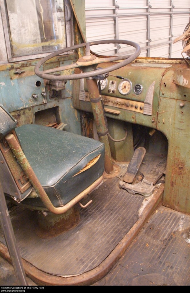 Rosa_Parks_Bus_EI.1929.118