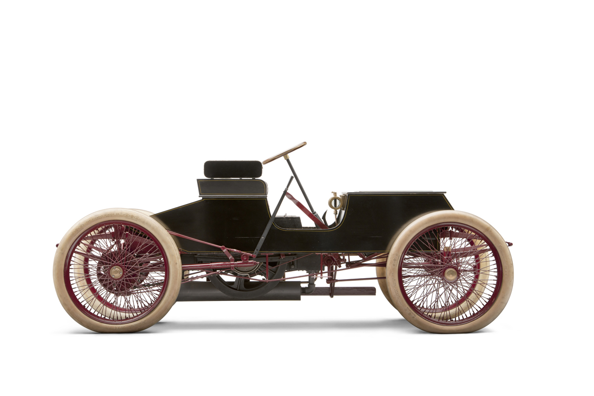 1901 Ford "Sweepstakes" Race Car Side view of very basic open automobile