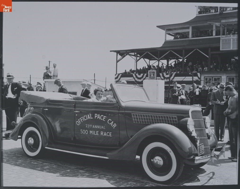 amelia-pacecar-1935 amelia-pacecar-1935