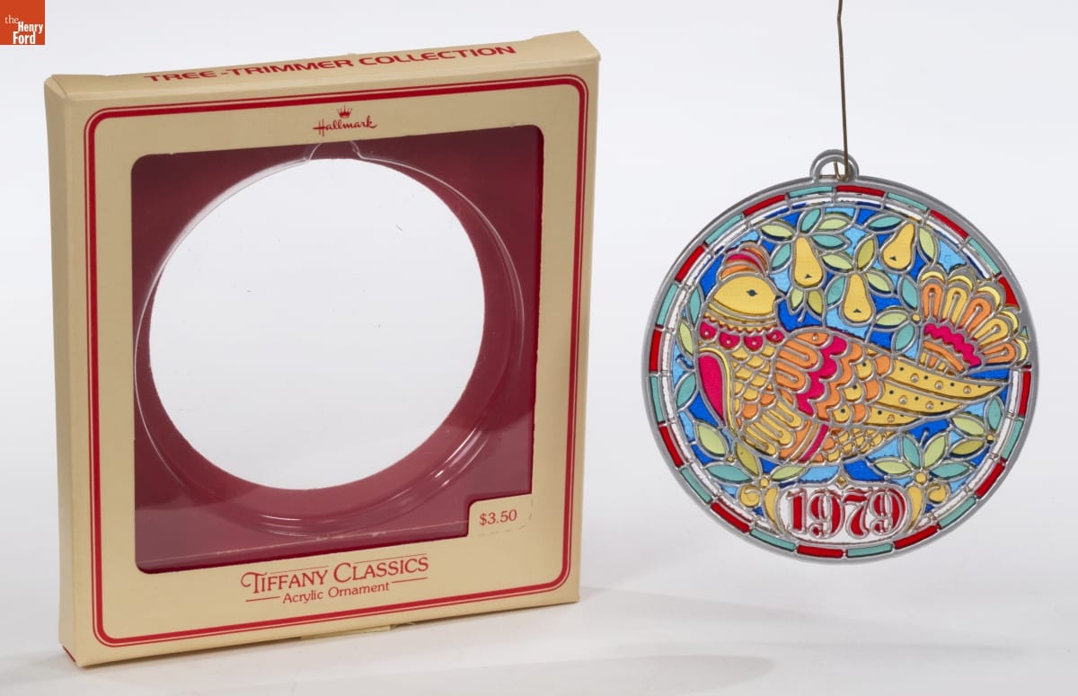 Tiffany Classic ornament